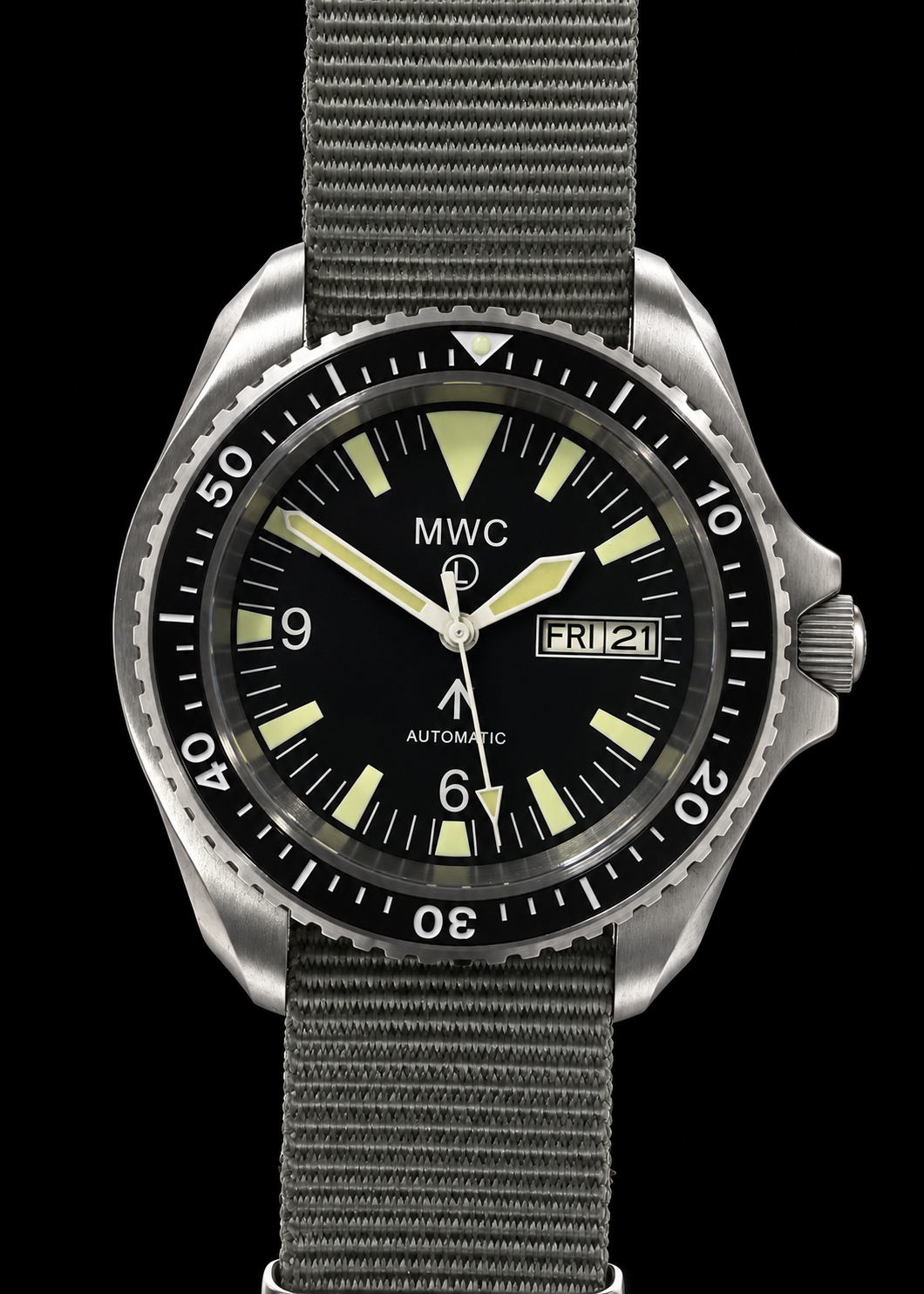 MWC 1999-2001 Pattern Automatic Day/Date Military Divers Watch with Stainless Steel Case and Sapphire Crystal