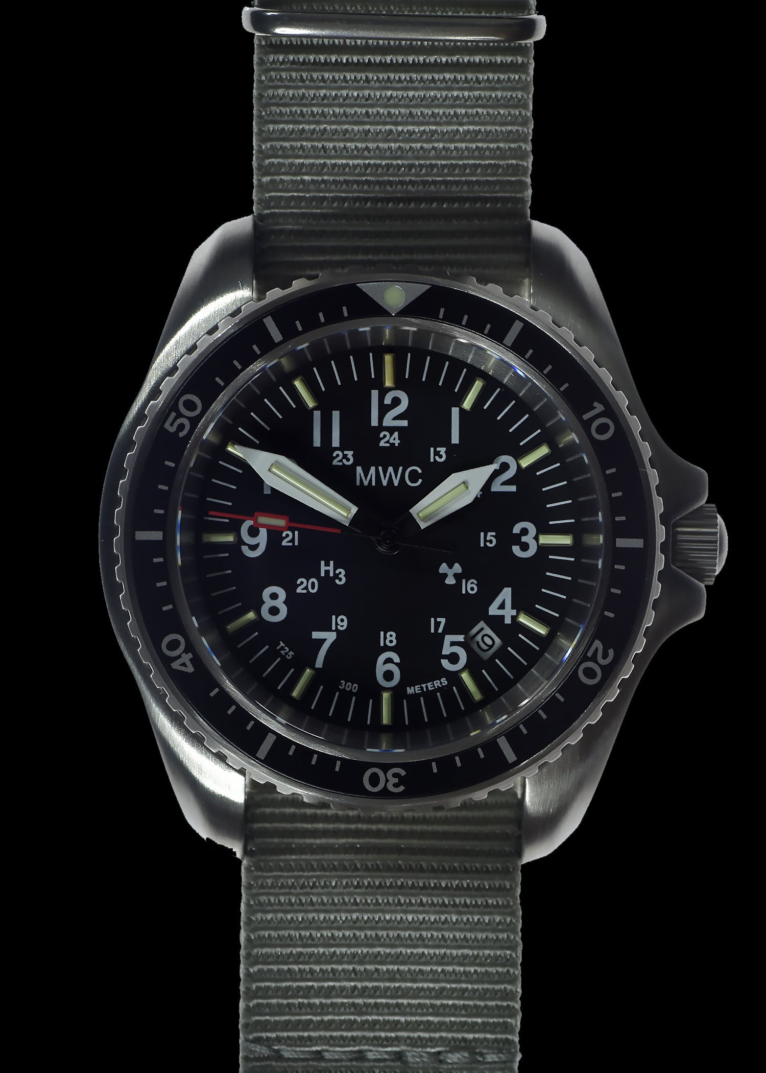 MWC Stainless Steel Automatic Military Divers Watch - Tritium / GTLS Illumination, Sapphire Crystal and 60 Hour Power Reserve