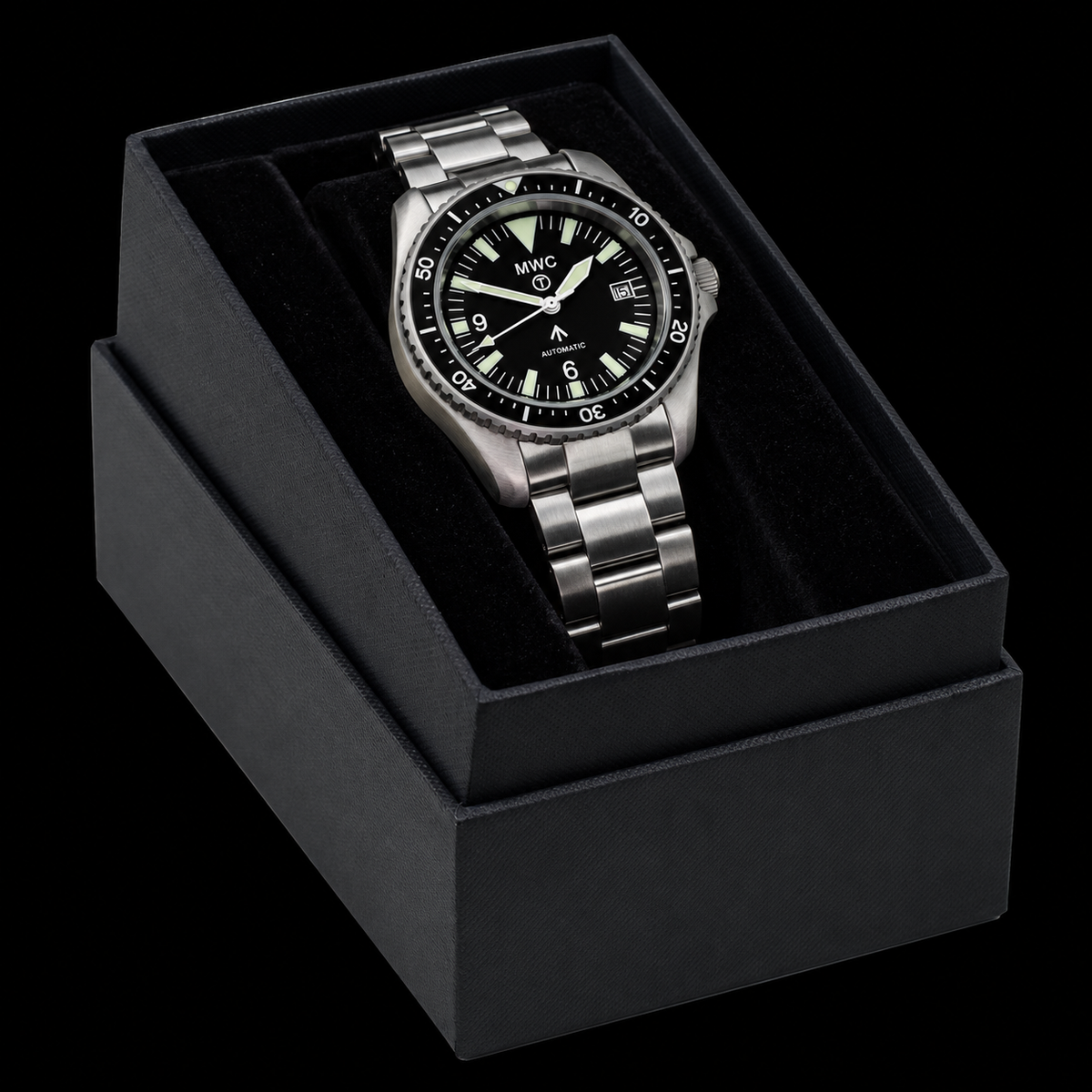 MWC 1999-2001 Pattern Automatic Military Divers Watch with Sapphire Crystal and 41 Hour Power Reserve on a Bracelet