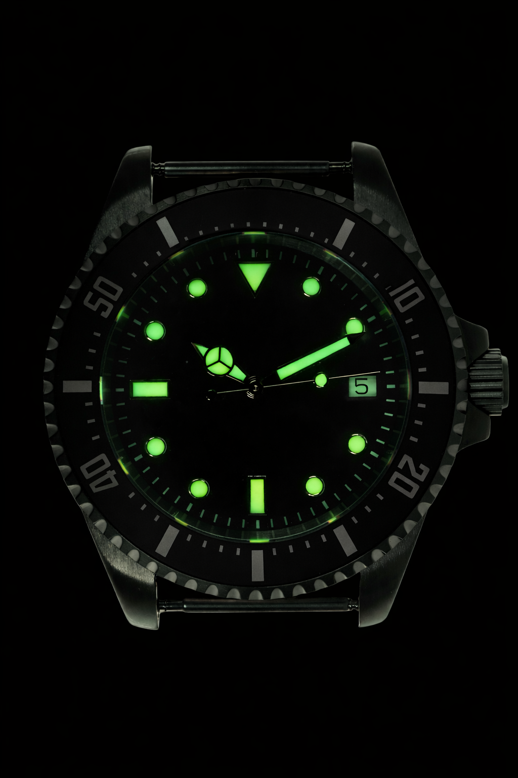 MWC Professional Military Diver 300m – Swiss Sellita SW200 Automatic with Sapphire Crystal, Ceramic Bezel & NATO Strap (Sterile Dial)