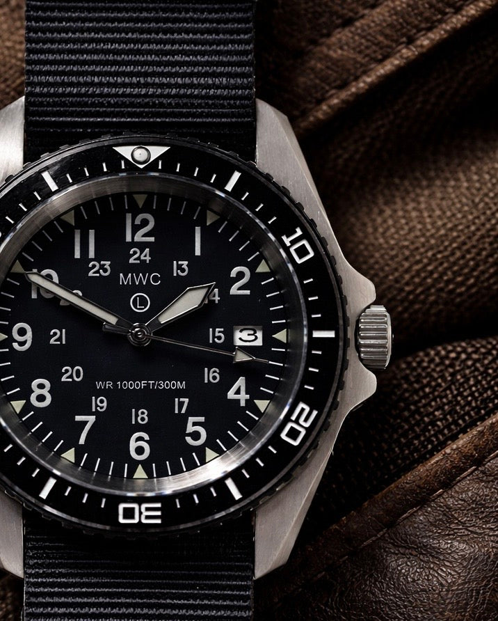 Stainless Steel Military Divers Watch with Automatic 24 Jewel Movement, 12/24 Hour Dial Format, Sapphire Crystal and Ceramic Bezel (Tactical Solid Strap Bars)