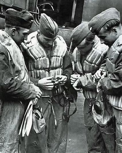 Aeschbach WW2 Pattern Germany Luftwaffe / Reichsluftfahrtministerium (RLM) Pilots Watch with Sapphire Box Crystal and 21 Jewel Automatic Mechanical Movement